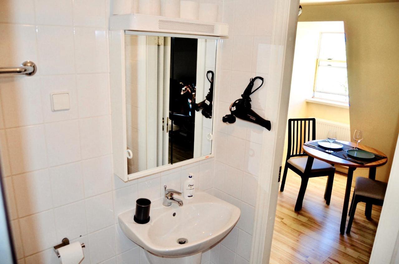 Jacob'S Barracks Apartment In Old Town Riga Ngoại thất bức ảnh